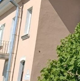 Продажа 2-комн квартиры на вторичном рынке пос. Металлострой, Железнодорожная улица, 7