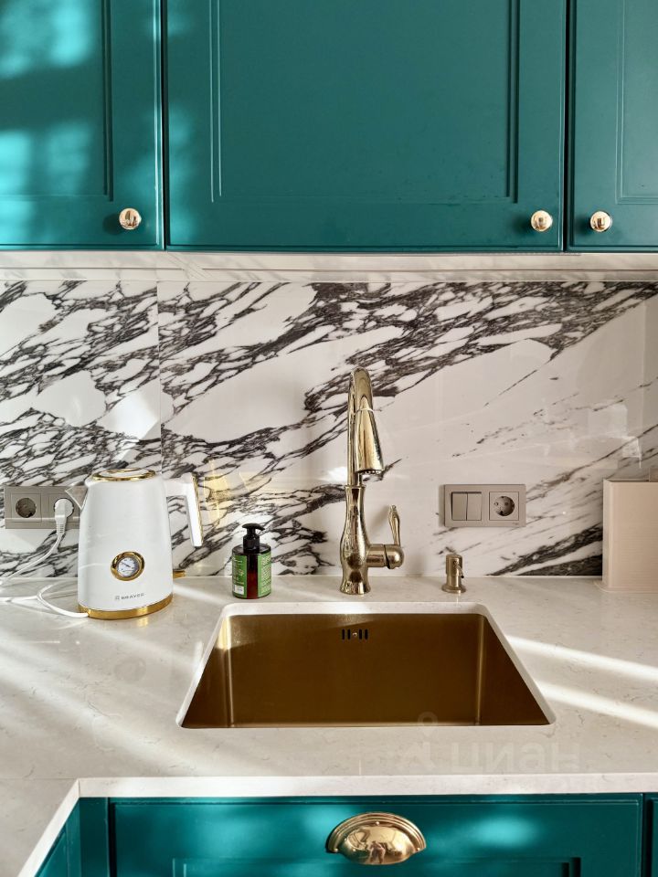 Продажа 1-комн квартиры на вторичном рынке аллея Арцеуловская, 23к1