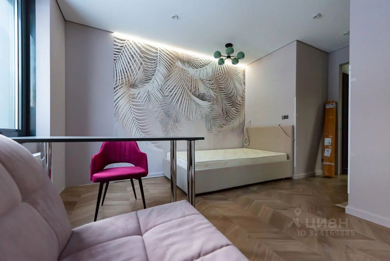 Продажа 3-комн квартиры на вторичном рынке Цветной бульвар, 32А