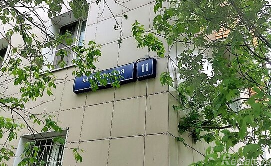 Продажа 1-комн квартиры на вторичном рынке Калибровская улица,  д. 11