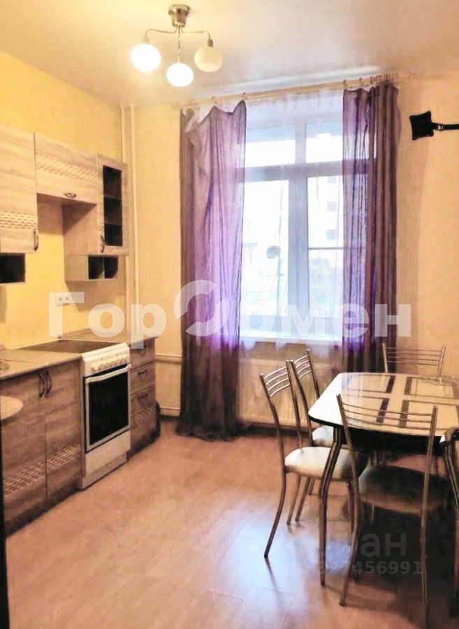 Продажа 2-комн квартиры на вторичном рынке Сабурово пгт, улица Парковая, 5