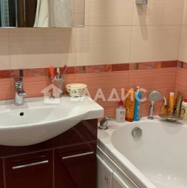 Продажа 2-комн квартиры на вторичном рынке Ленинский пр-кт,  д. 130