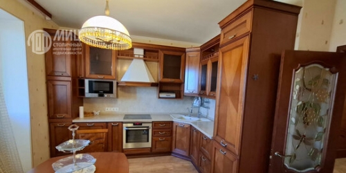 3-комн квартира ул Плющева,  д. 16,  к. 1