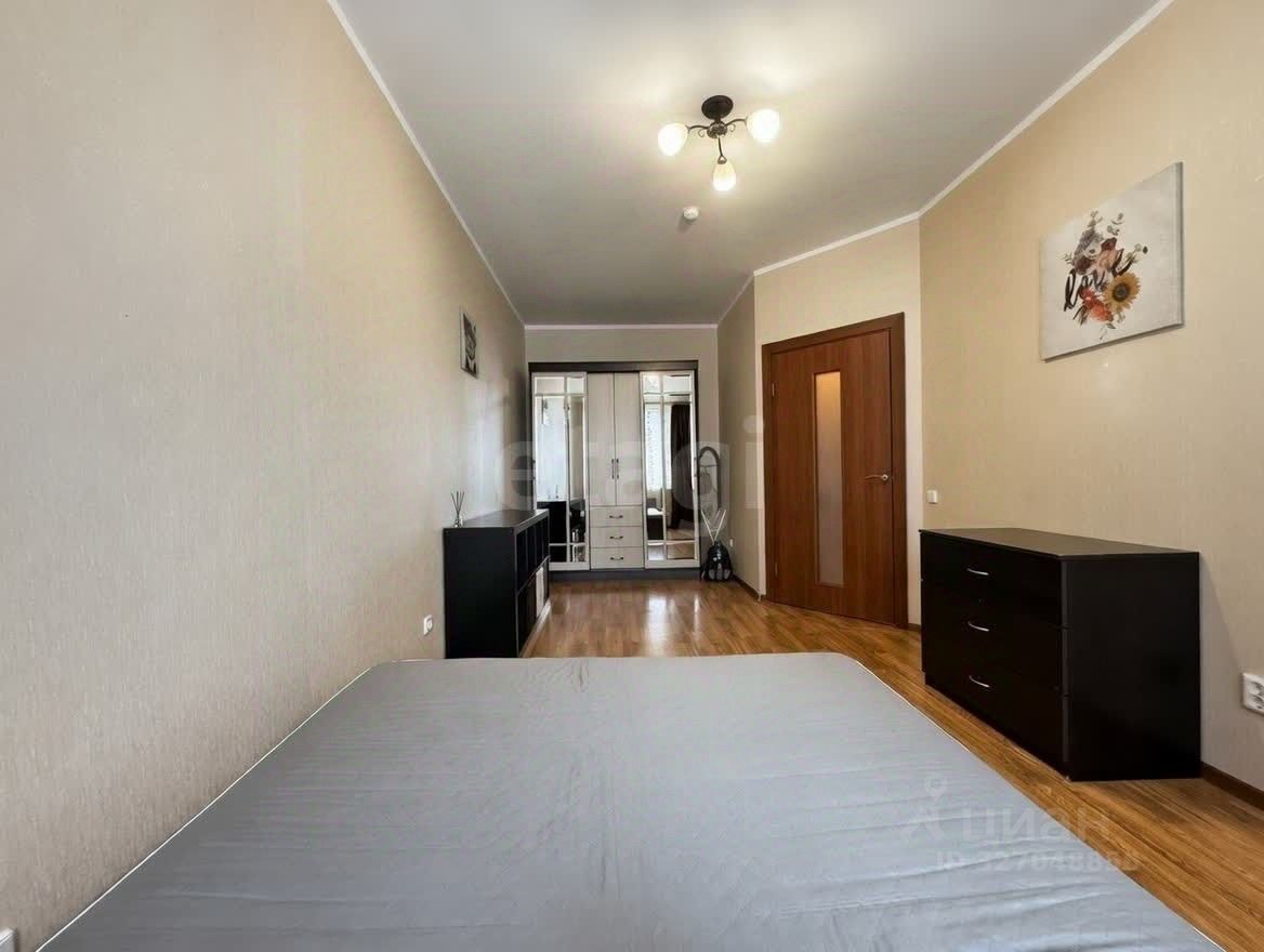 Продажа 1-комн квартиры на вторичном рынке улица Русановская, 17к1