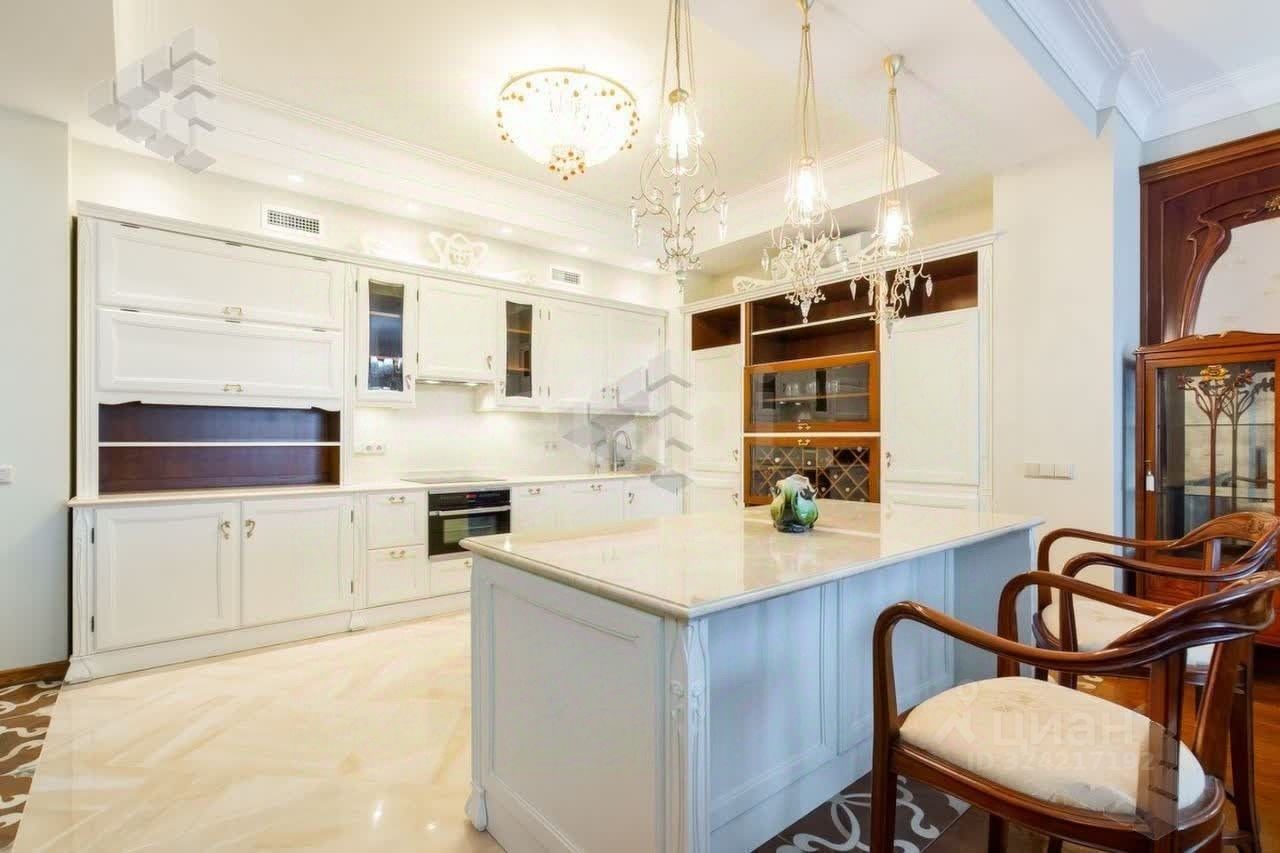 Продажа 3-комн квартиры на вторичном рынке улица Вавилова, 81к1