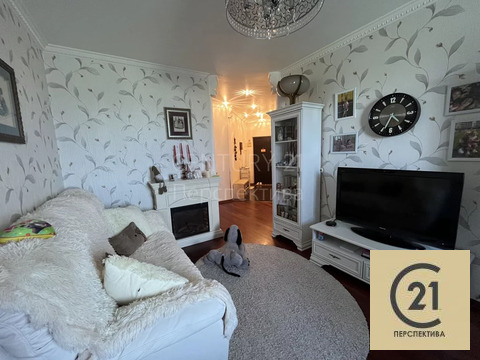 Продажа 2-комн квартиры на вторичном рынке Октябрьский, улица Ленина,  д. 19