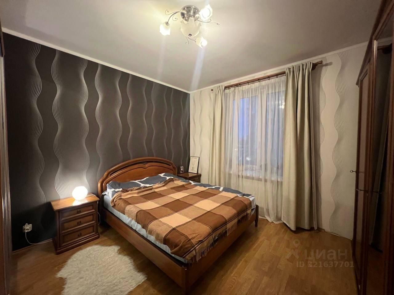 Продажа 3-комн квартиры на вторичном рынке улица Кораблестроителей, 32к3