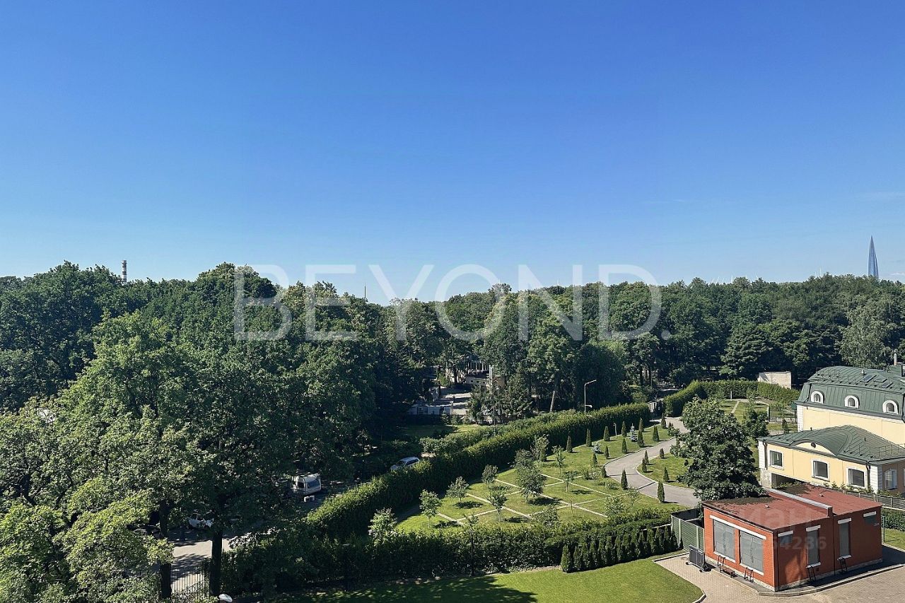 Продажа 5-комн квартиры на вторичном рынке Крестовский проспект, 26