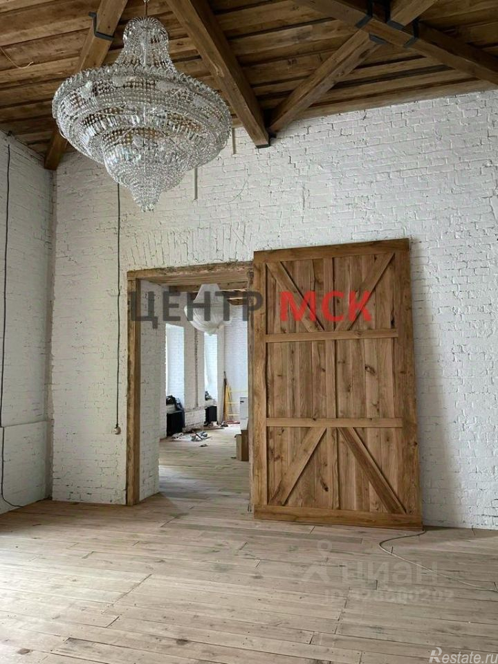 Аренда отдельного здания Ленинградский пр-кт,  д. 24,  к. 2