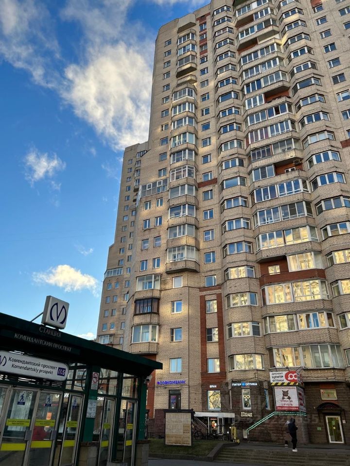 Продажа 1-комн квартиры на вторичном рынке Комендантский проспект, 12к1