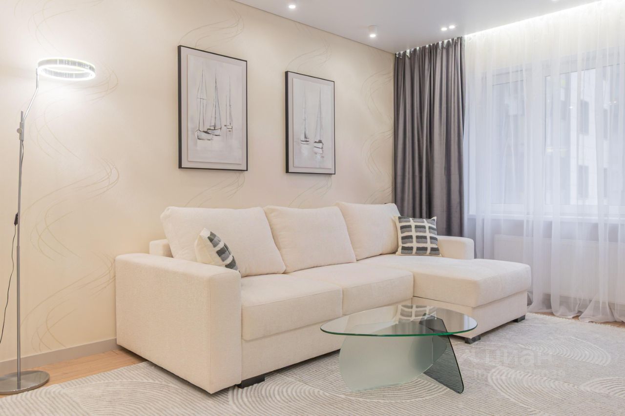 Продажа 2-комн квартиры на вторичном рынке улица Среднерогатская, 13к1