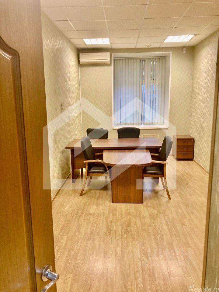 Продажа торгового помещения Университетский пр-кт,  д. 9