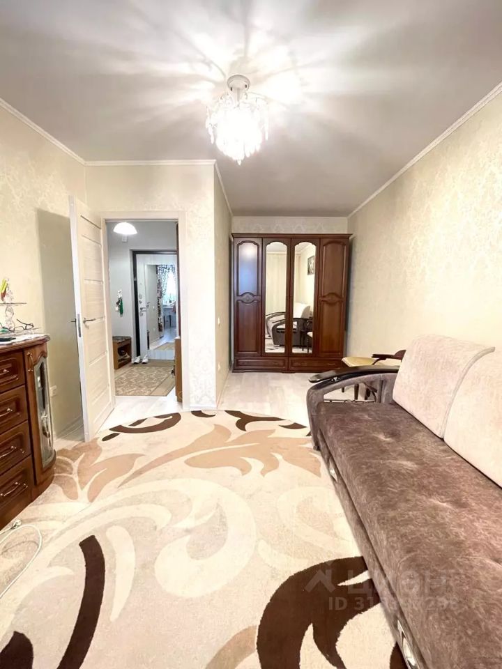 Продажа 1-комн квартиры на вторичном рынке пос. Шушары, проспект Новгородский, 6