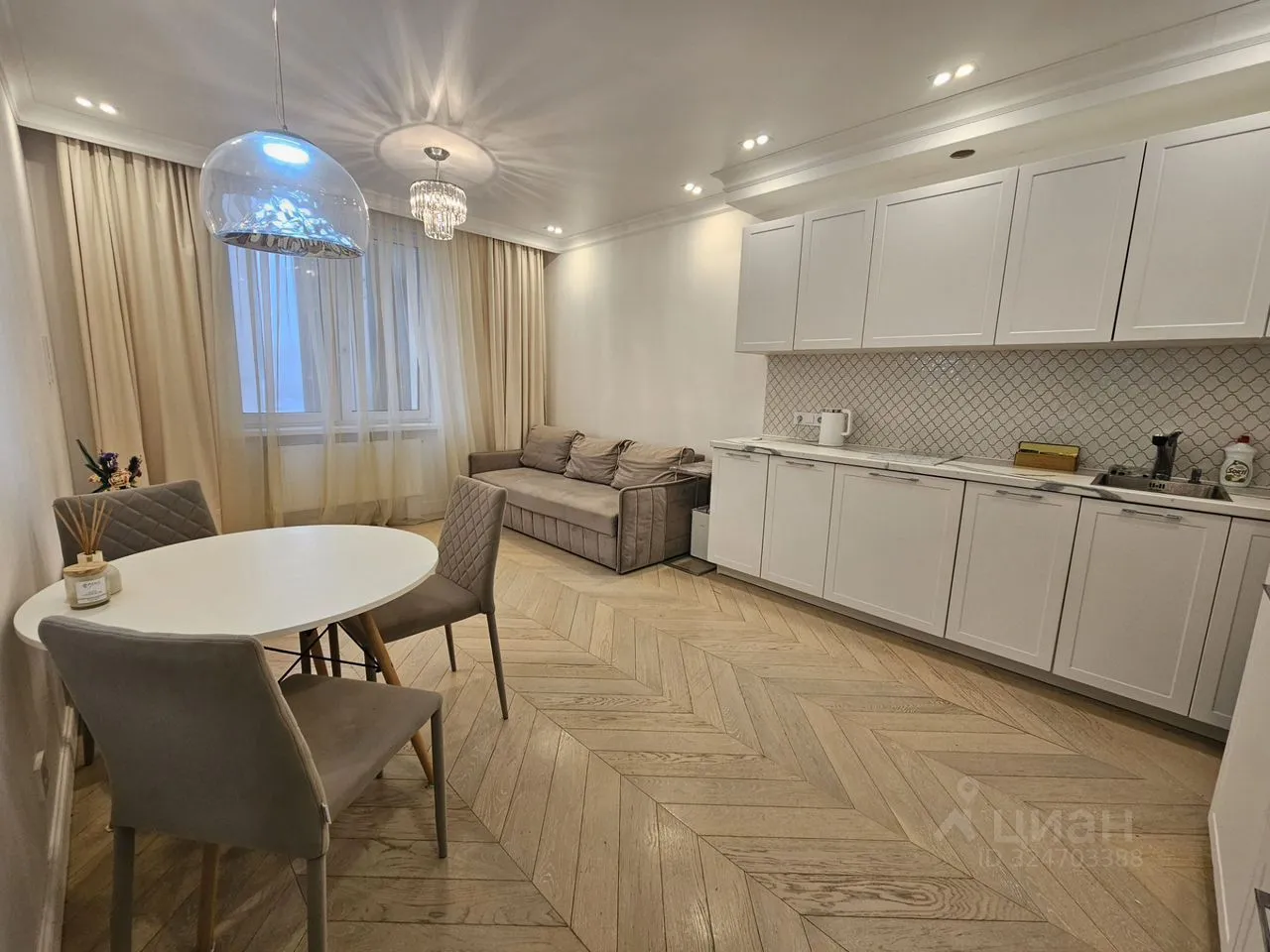 Продажа 2-комн квартиры на вторичном рынке улица Типанова, 25к1