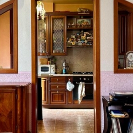 Продажа 2-комн квартиры на вторичном рынке улица Космонавта Волкова,  д. 7