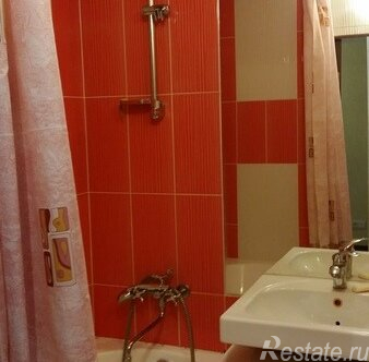 Продажа 2-комн квартиры на вторичном рынке Снежная улица,  д. 8