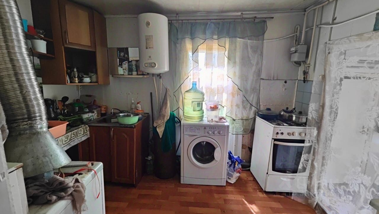 Продажа дома Ульяновка пгт, улица Театральная