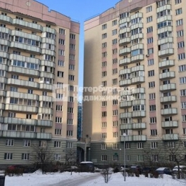 Продажа 1-комн квартиры на вторичном рынке Маршала Захарова ул,  д. 12,  к. 1