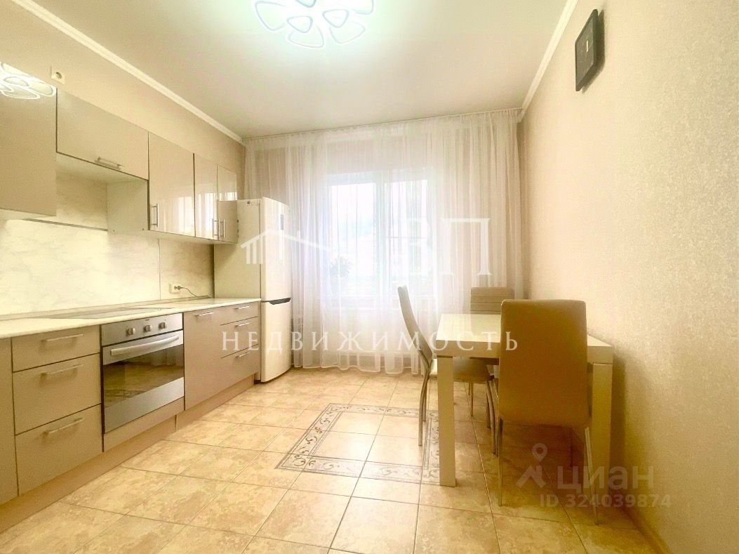 Продажа 2-комн квартиры на вторичном рынке пос. Шушары, улица Вишерская, 18
