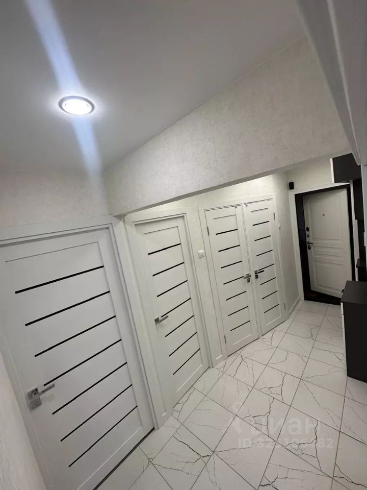 Продажа 2-комн квартиры на вторичном рынке Меншиковский проспект, 5К1