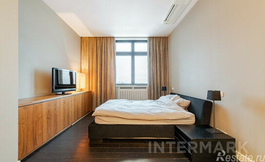 Аренда 3-комн квартиры на вторичном рынке Октябрьский переулок,  д. 5