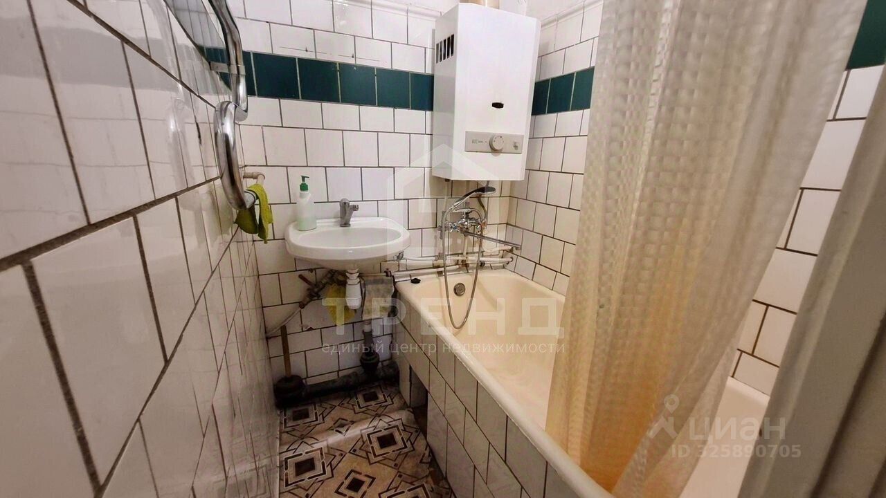 Продажа 3-комн квартиры на вторичном рынке Муринский 2-й пр-кт,  д. 22