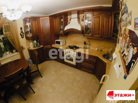 Продажа 4-комн квартиры на вторичном рынке Клин, ул. Победы,  д. 26 к4