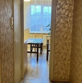 Продажа 2-комн квартиры на вторичном рынке ул Глухарская,  д. 5,  к. 1