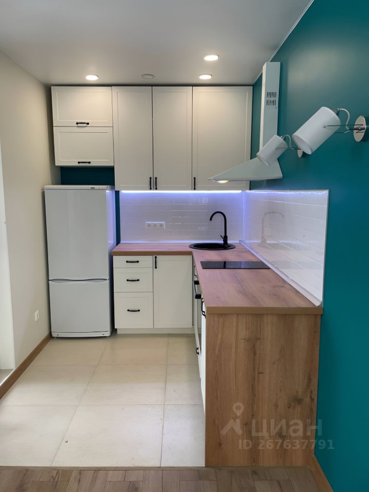 Аренда 2-комн квартиры на вторичном рынке Новоивановское рп, бульвар Эйнштейна, 1