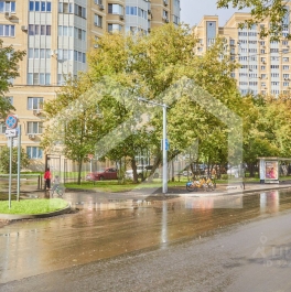 Аренда торгового помещения Челюскинская улица,  д. 9