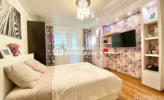 Продажа 2-комн квартиры на вторичном рынке Кудрово г, Европейский пр-кт,  д. 11