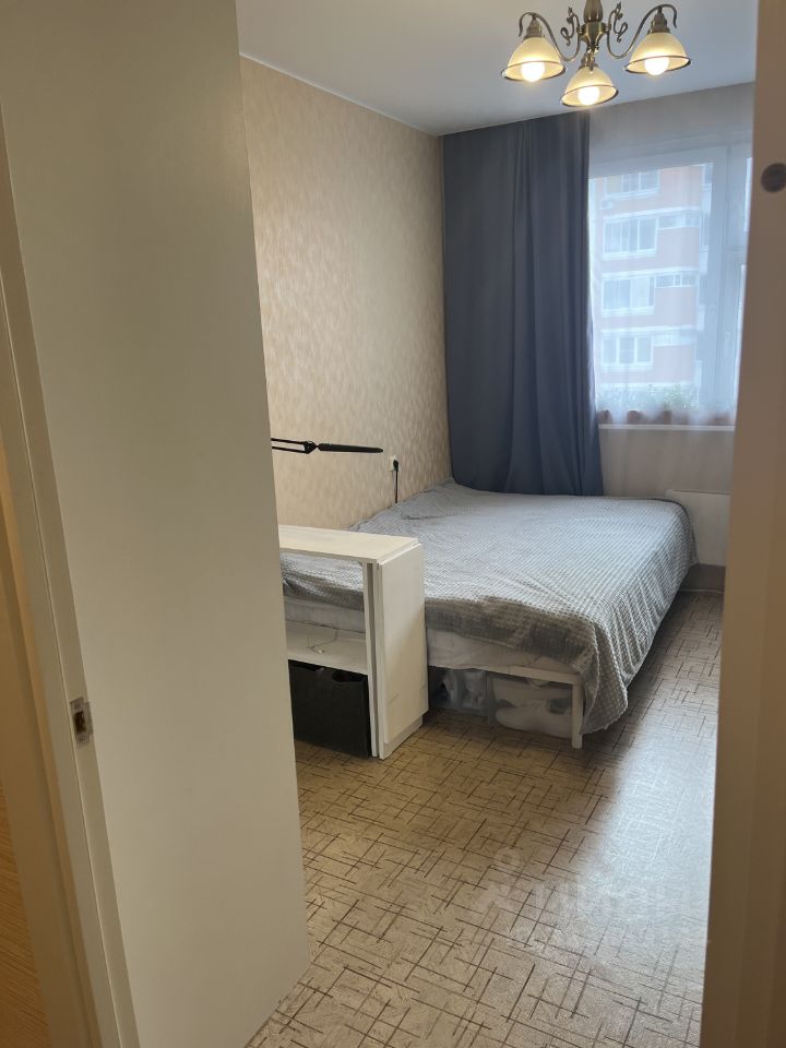 Продажа 2-комн квартиры на вторичном рынке Школьный мкр, д. Брехово,  д. к4