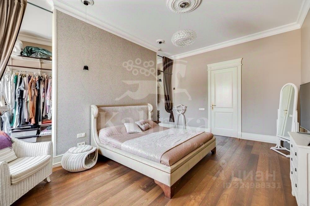 Продажа 4-комн квартиры на вторичном рынке Пятницкая улица, 10С1