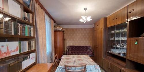 2-комн квартира ул Бассейная,  д. 1
