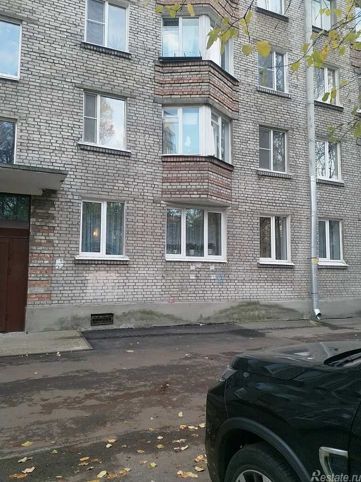 Продажа 1-комн квартиры на вторичном рынке Пархоменко пр-кт ,  д. 27,  к. 2