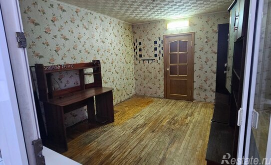 Продажа 2-комн квартиры на вторичном рынке Центральная улица,  д. 9