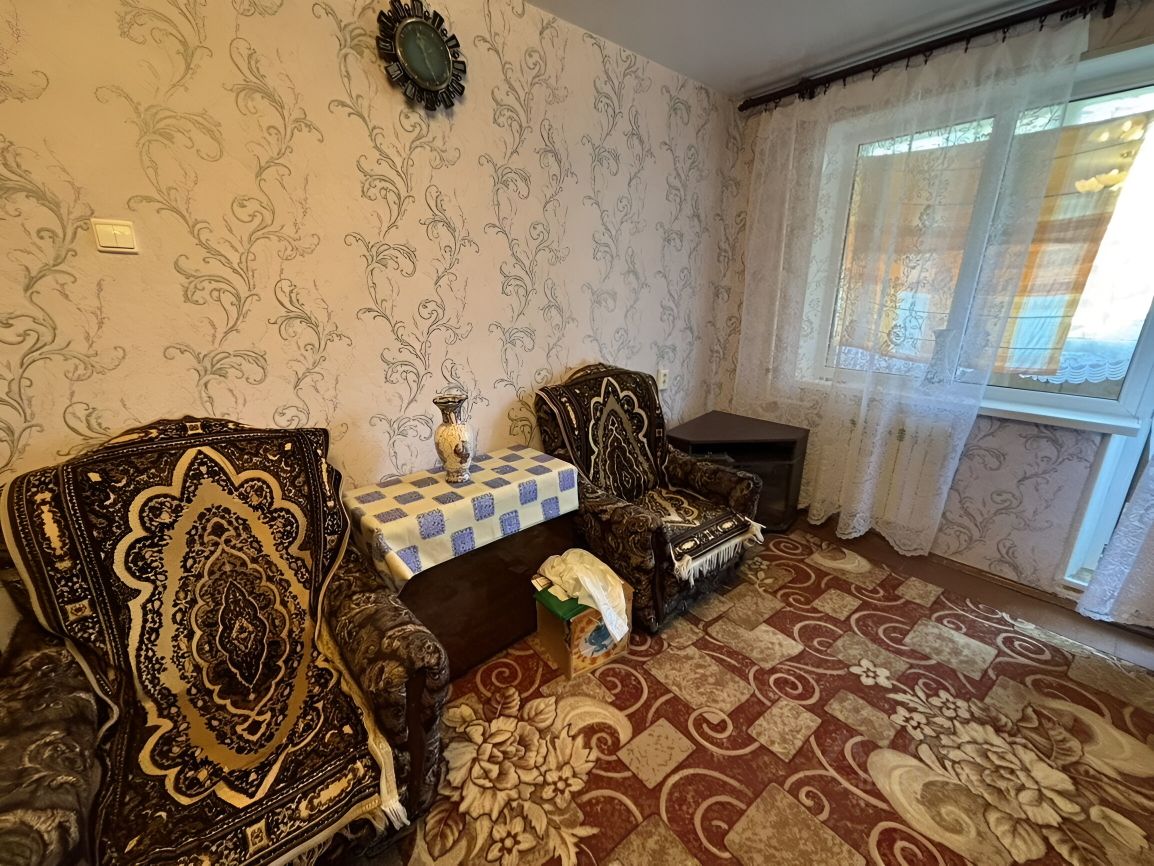 Продажа 2-комн квартиры на вторичном рынке пос. Аннино, улица 10-й Пятилетки, 1