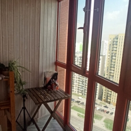 Продажа 3-комн квартиры на вторичном рынке улица Вертолётчиков,  д. 1