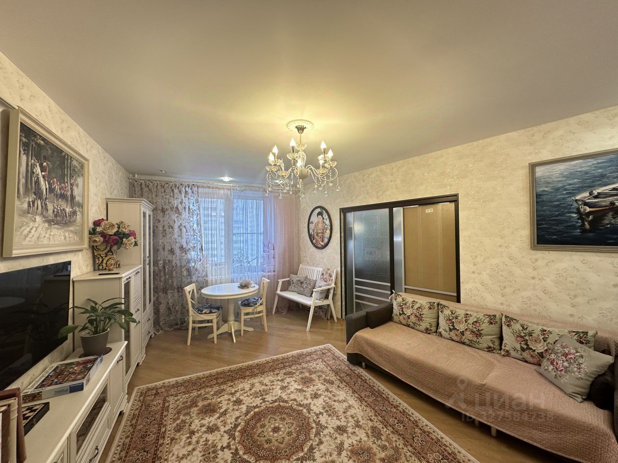 Продажа 3-комн квартиры на вторичном рынке Морская набережная, 37к5