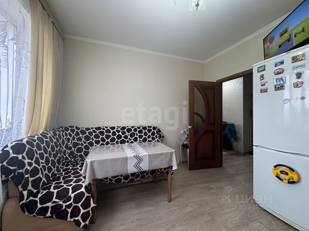 Продажа 2-комн квартиры на вторичном рынке Яхрома, Парковая улица, 8