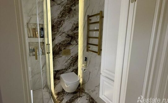 Продажа 2-комн квартиры на вторичном рынке Новохохловская улица,  д. 15 к2