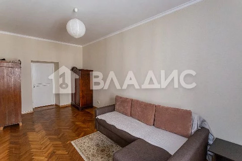 Продажа 4-комн квартиры на вторичном рынке 6-я Красноармейская улица,  д. 22