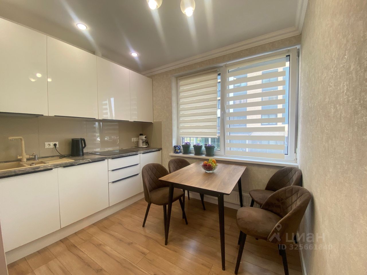 Продажа 2-комн квартиры на вторичном рынке проспект Куприна, 40к2