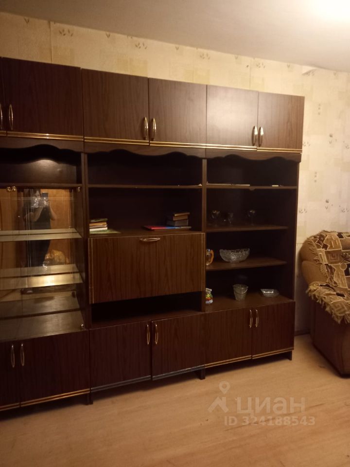 Продажа 1-комн квартиры на вторичном рынке Серпухов, улица Ворошилова, 165