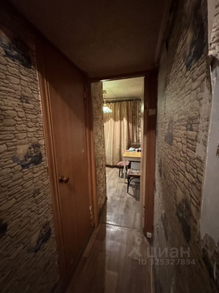 Продажа 1-комн квартиры на вторичном рынке Клин, улица Менделеева,  д. 6