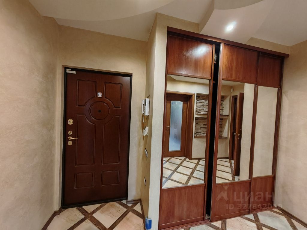 Продажа 2-комн квартиры на вторичном рынке Королев, улица Мичурина, 21а