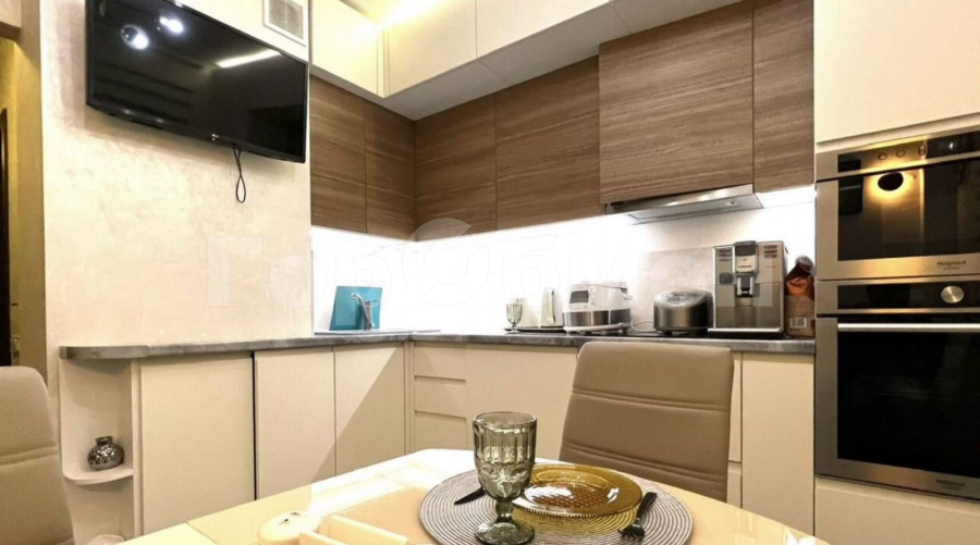 Продажа 3-комн квартиры на вторичном рынке улица Коштоянца, 10