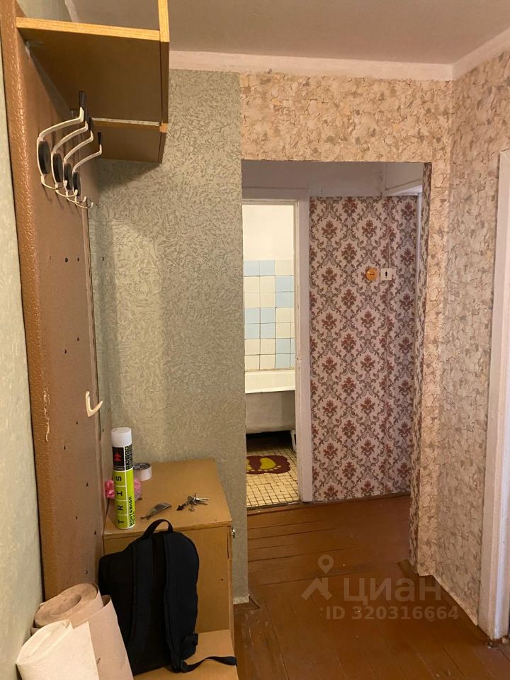 Продажа 2-комн квартиры на вторичном рынке д. Большое Грызлово, 5