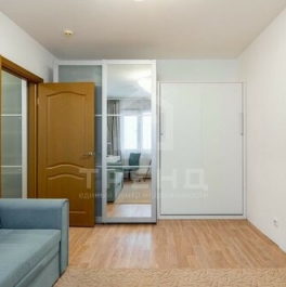 Продажа 2-комн квартиры на вторичном рынке Парашютная ул,  д. 65