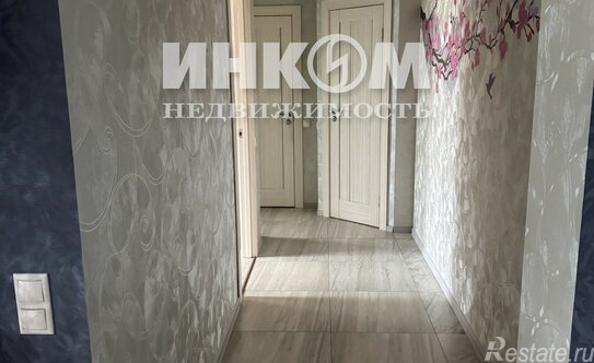 Продажа 4-комн квартиры на вторичном рынке Въезд на территорию дома,  д. 11 к2